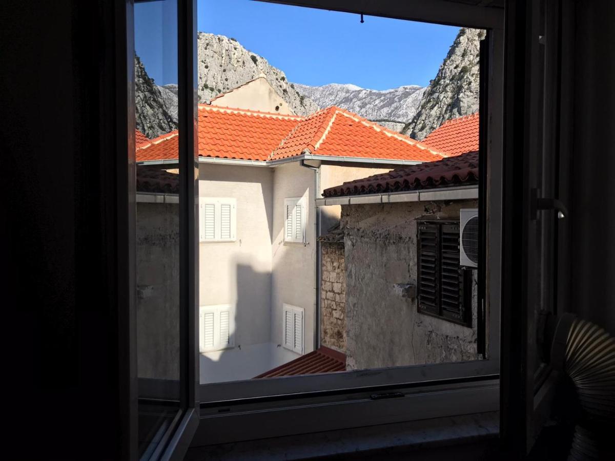 Hostel Omiš Exterior foto