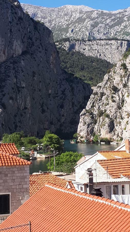 Hostel Omiš Exterior foto